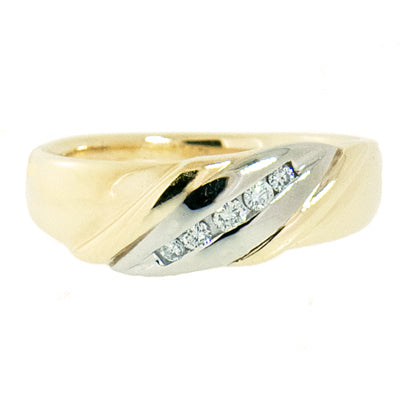 10K Gold 0.15 CTW 5 Diamond  Band